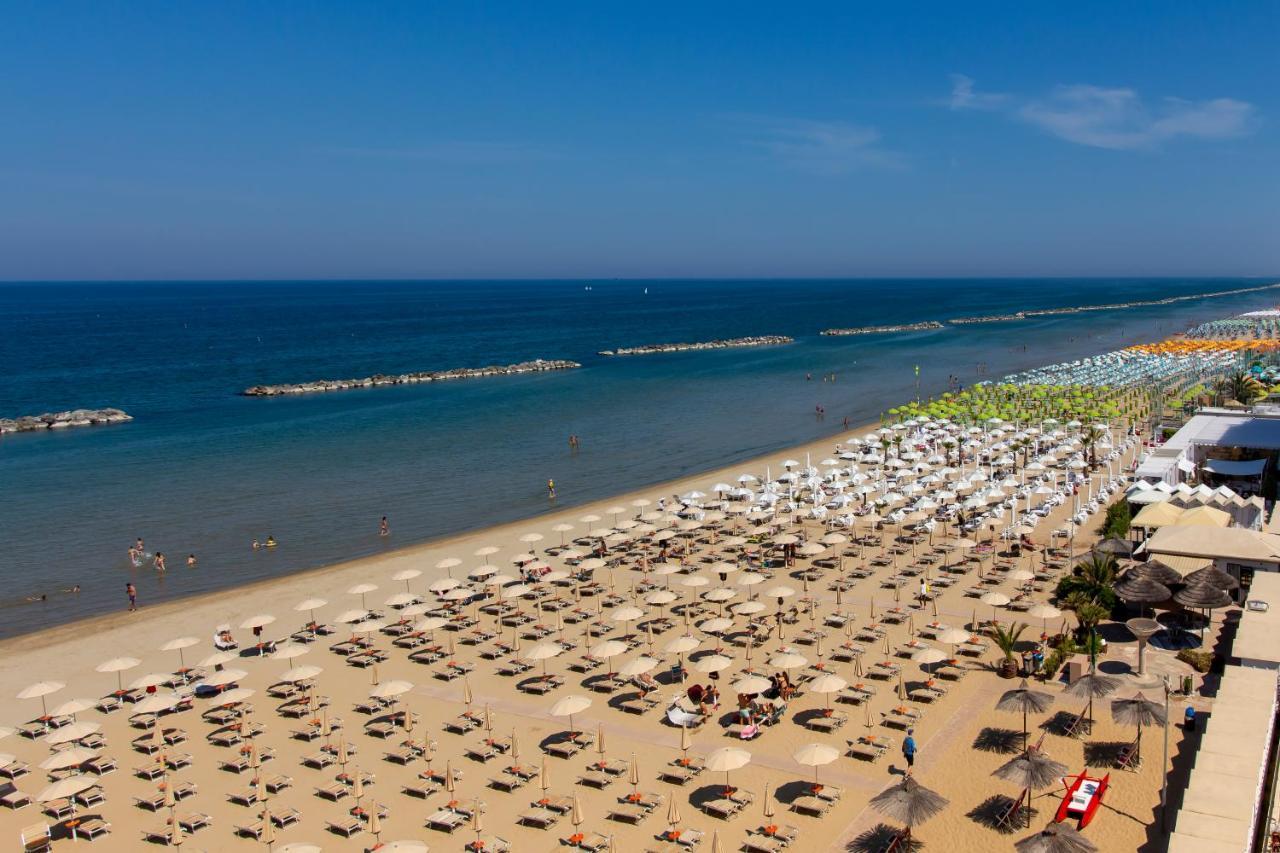 Hotel President'S Pesaro Exterior photo