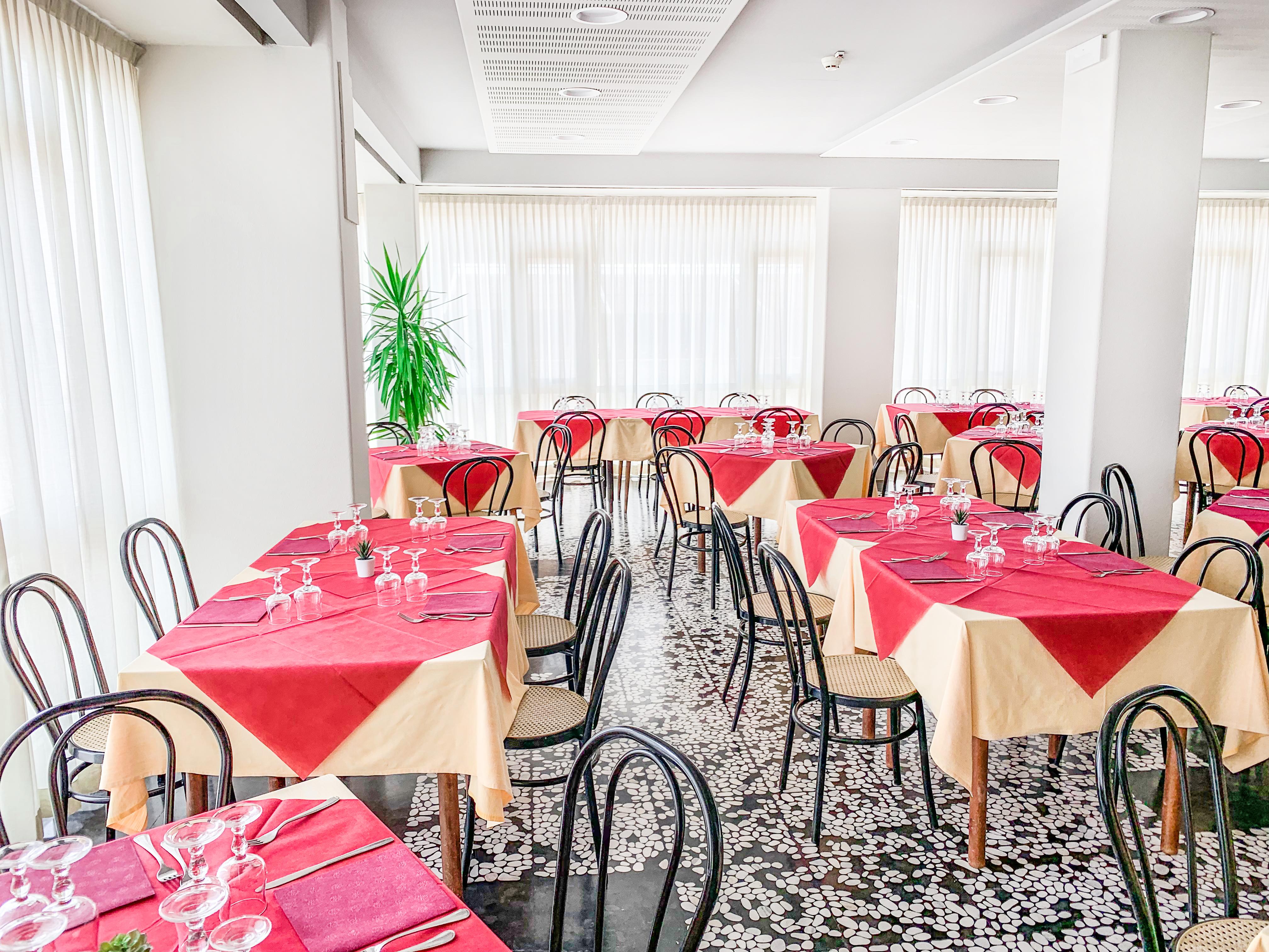 Hotel President'S Pesaro Exterior photo
