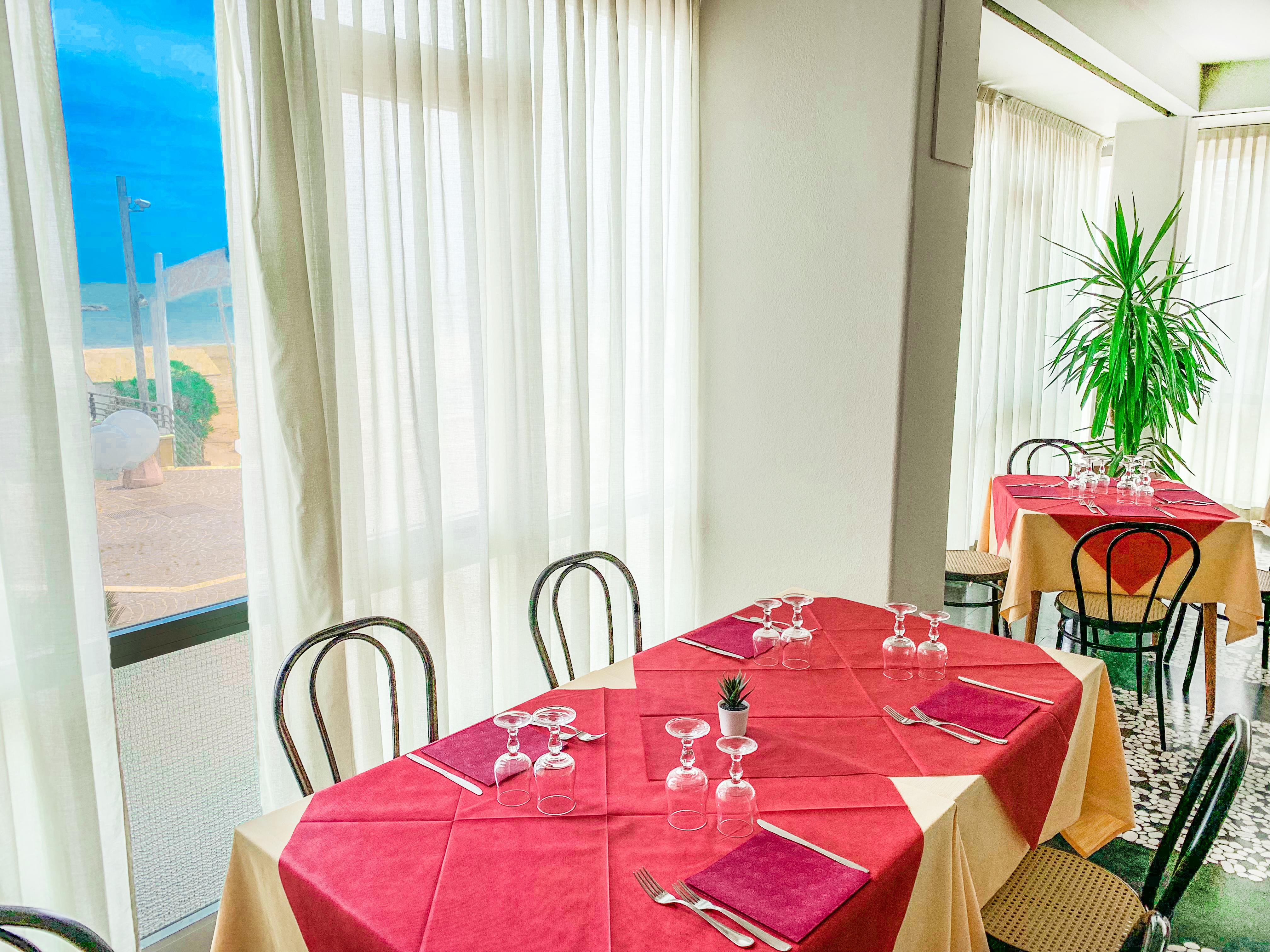 Hotel President'S Pesaro Exterior photo