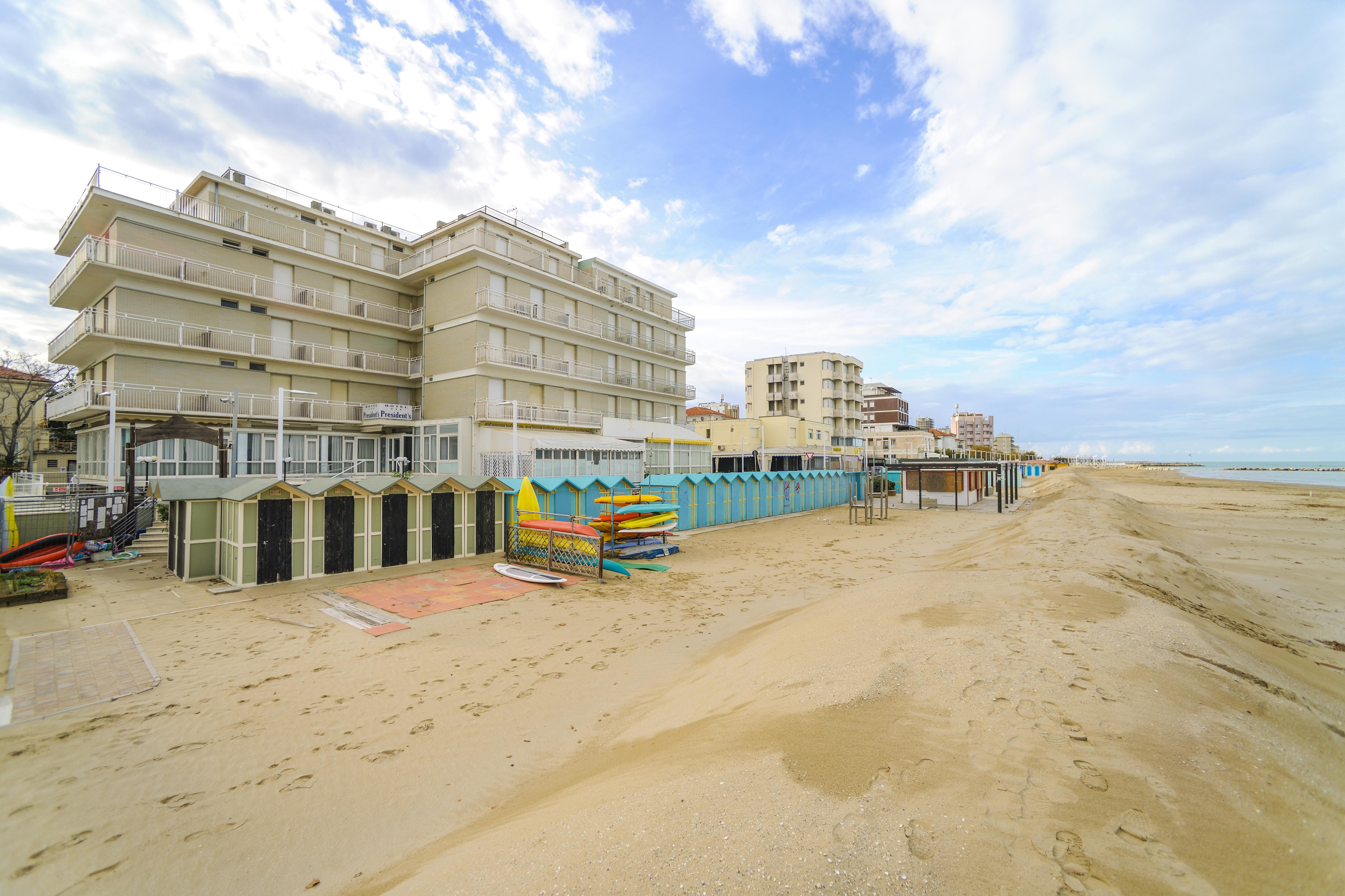 Hotel President'S Pesaro Exterior photo